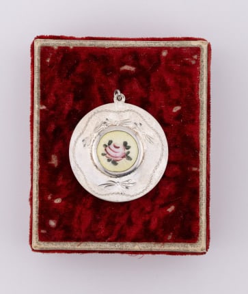 Sterling Silver & Guilloche Enamel Locket Pendant (1 of 8)