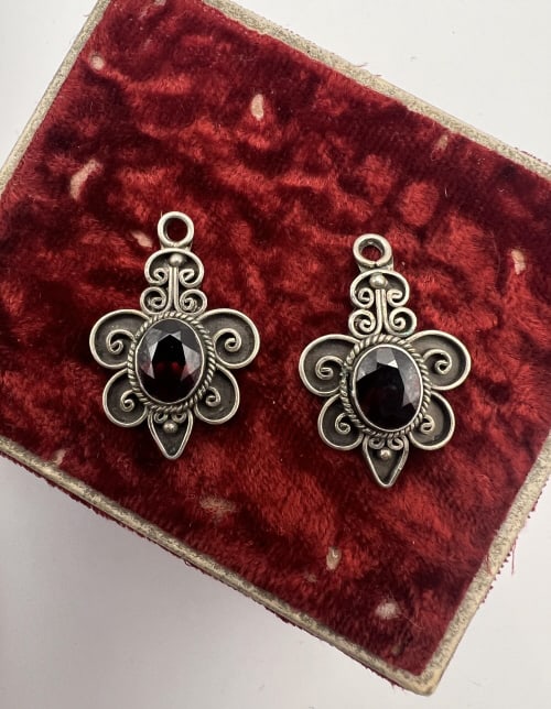 Pair of Sterling Silver & Garnet Pendants / Charms (1 of 8)