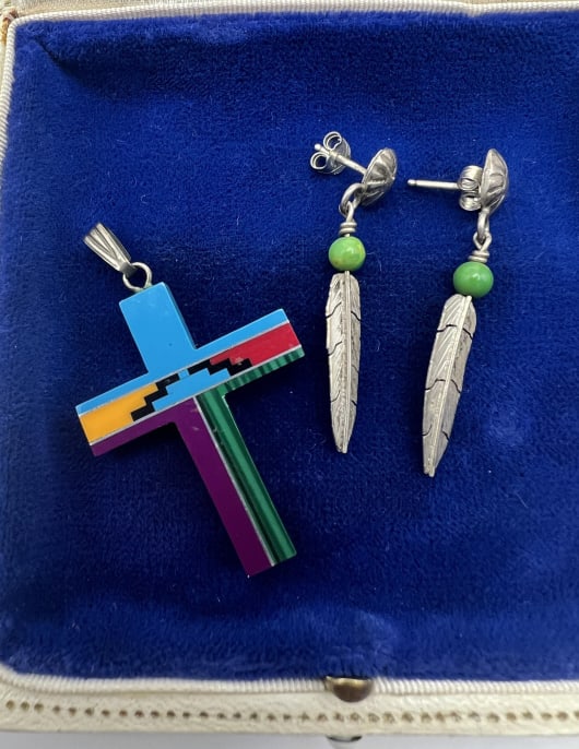 Vintage Native American Zuni Cross & Earrings (1 of 7)