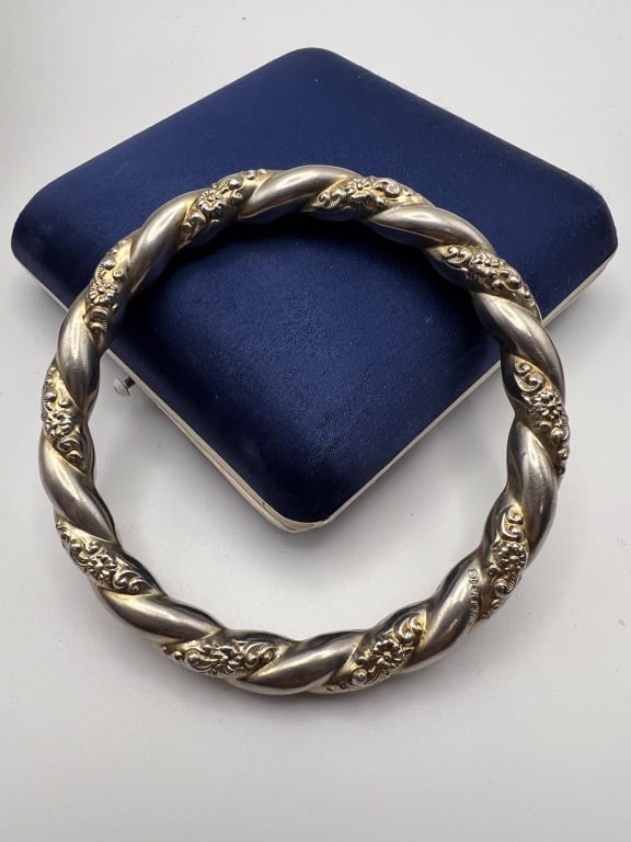 Antique 19th C Repousse Sterling Bangle Bracelet (1 of 7)