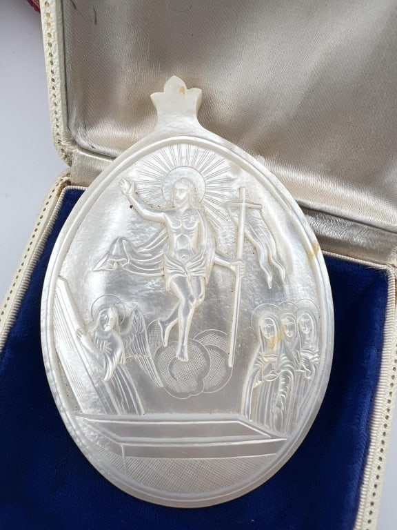 Antique Mother of Pearl Christian Icon Pendant (1 of 7)