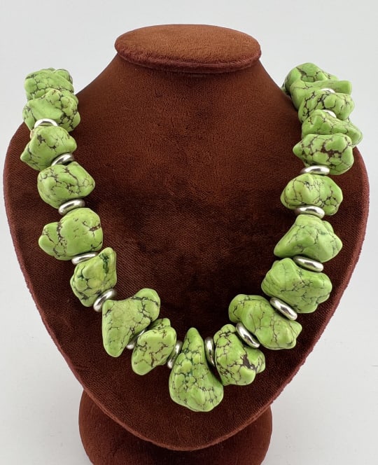 Native American Green Turquoise Beaded Necklace (1 of 8)