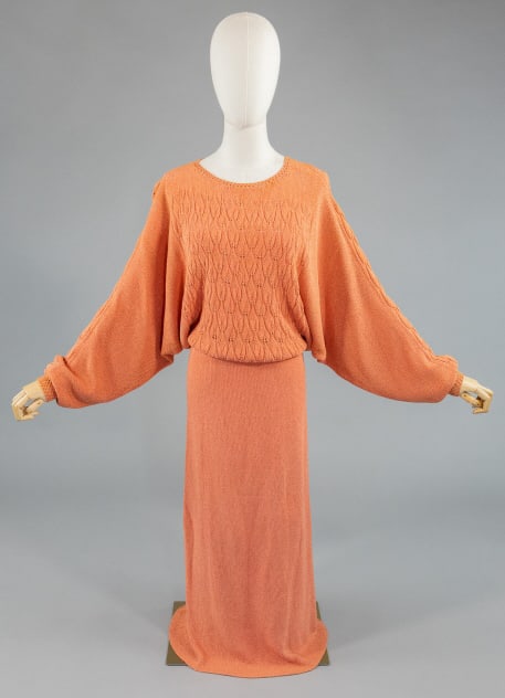 Vintage 1930s Pink Knit 2 Pc Sweater Skirt Set (1 of 10)