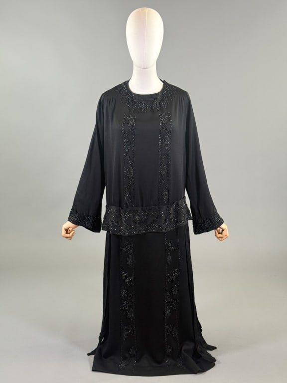 Antique 1920s Silk Beaded Pleated Flapper Dress (1 of 10)