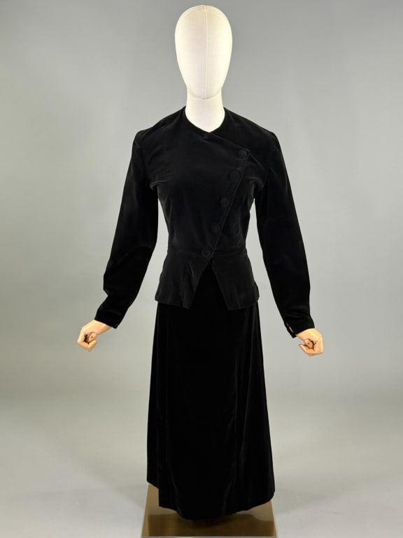 Vintage 1940s Velvet Button Front Skirt Suit Set (1 of 8)