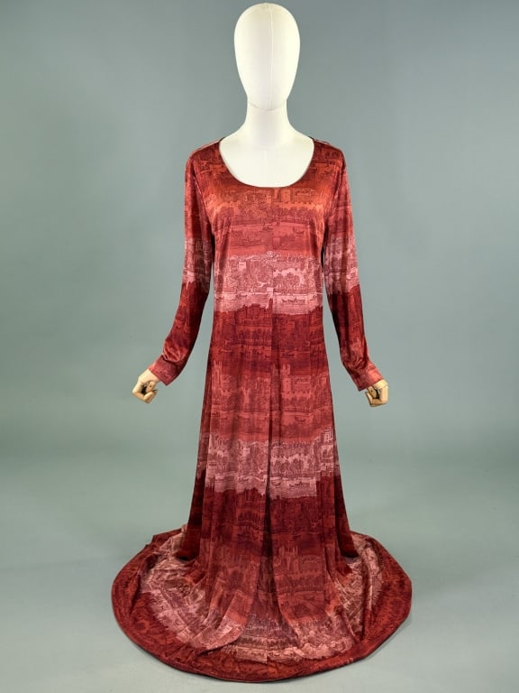 Vintage 1970s Novelty Print Long Sleeve Maxi Dress: Vintage 1970s Novelty Print Long Sleeve Maxi Dress having scooped neckline with long sleeves and print throughout, no closures slides over head with stretch. Measuring 40 - 44 inch bust, 36 - 44 inch 