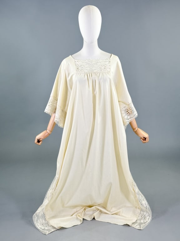 Vintage 1970s Cream Lace Trimmed Caftan Dress (1 of 9)