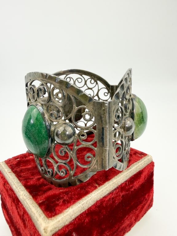 Large Scale Sterling Silver Scrollwork Bracelet - 3