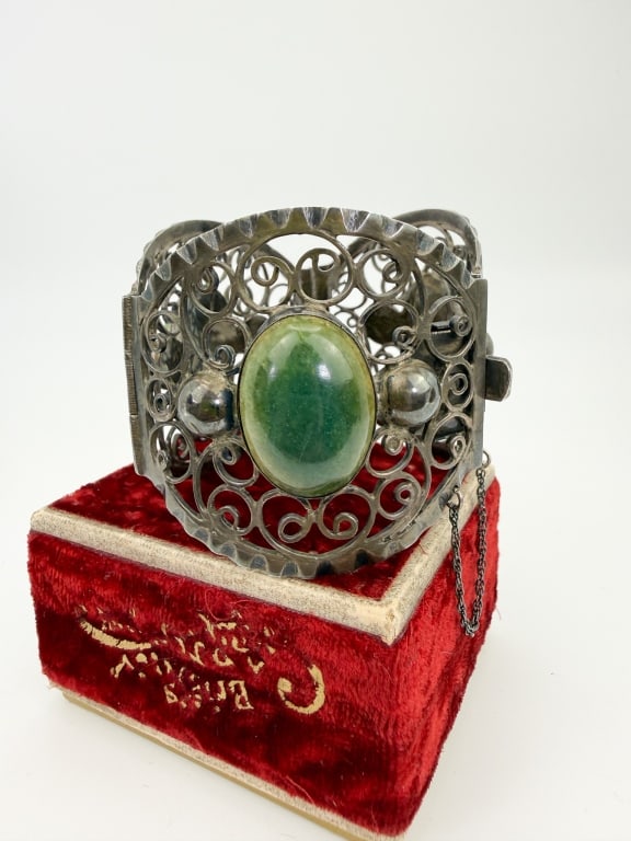 Large Scale Sterling Silver Scrollwork Bracelet - 6