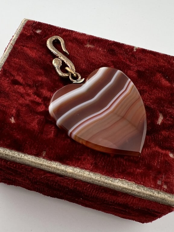 Antique Banded Agate Heart Pendant w Snake Bail: Antique Banded Agate Heart Necklace Pendant w Snake Motif Bail. Measures 2.5 inches in length.