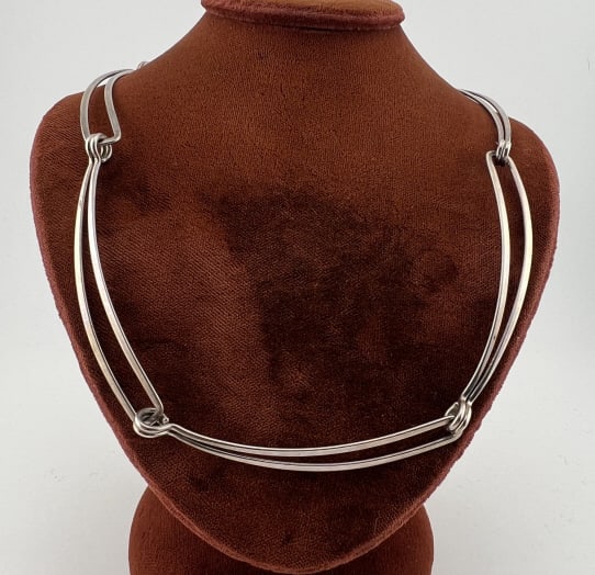 Estate Ed Levin Sterling Silver Modernist Necklace: Estate Ed Levin Sterling Silver Modernist Necklace. Mid Century Modern style. Signed / hallmarked. Measures 16 inches in length approximately.