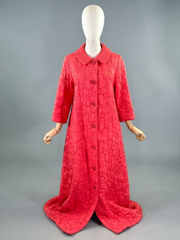 Vintage 1960s Lord & Taylor Quilted Lounge Coat (1 of 10)