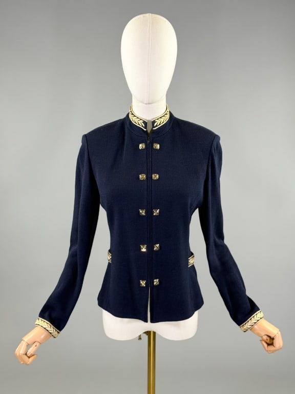 Vintage St. John Collection Knit Zip Up Sweater: Vintage St. John Collection Knit Zip Up Sweater having zip front closure. Labeled St. John Collection by Marie Gray - marked size 4. Measuring 36 - 40 inch bust, 34 - 40 inch waist, 22 inches long, 23