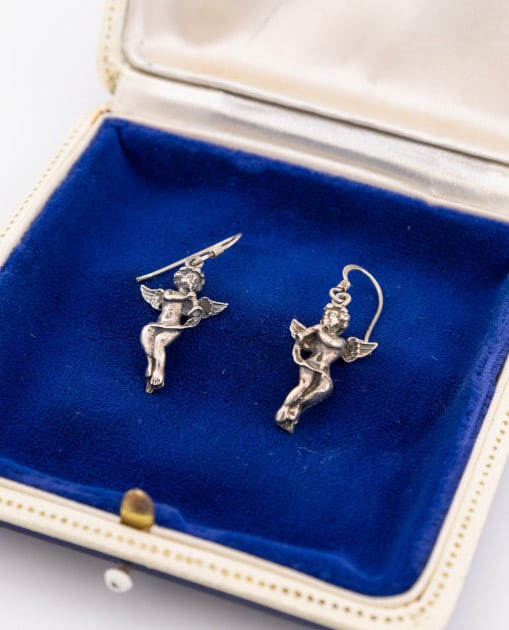 Pair Vintage Sterling Silver Cherub Motif Earrings (1 of 6)