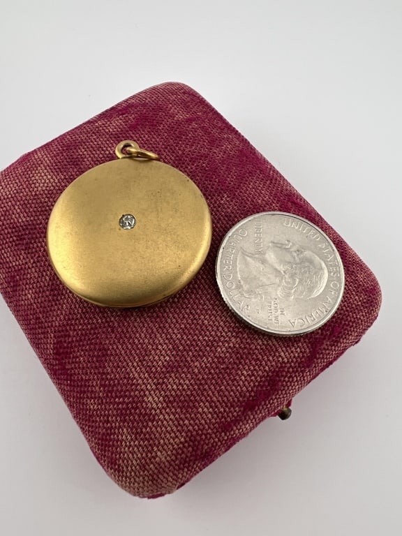 Antique Gold Filled Solitaire Paste Locket - 4