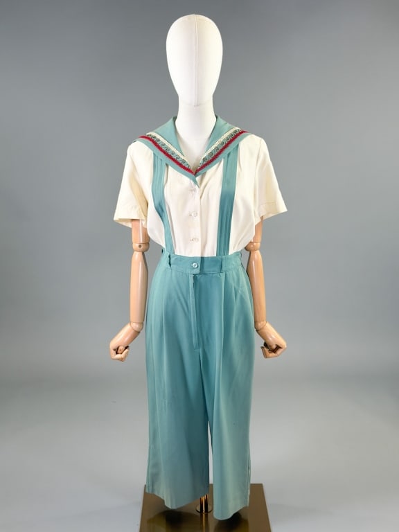 Vintage 1940s Soutache Crepe One Piece Jumpsuit (1 of 11)