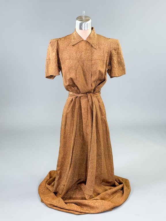 Vintage 1940s Bronze Lame Eisenberg Dressing Gown (1 of 12)