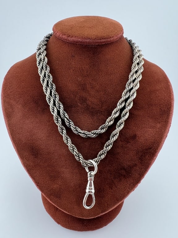 Antique Silver Rope Twist Chain w Dog Clip: Antique / Vintage Silver Rope Twist Necklace Chain w Dog Clip for Pendants / Charms. Clasp is hallmarked 925 but chain and dog clip may be lower grade or silver plate. Chain measures 23 inches in leng