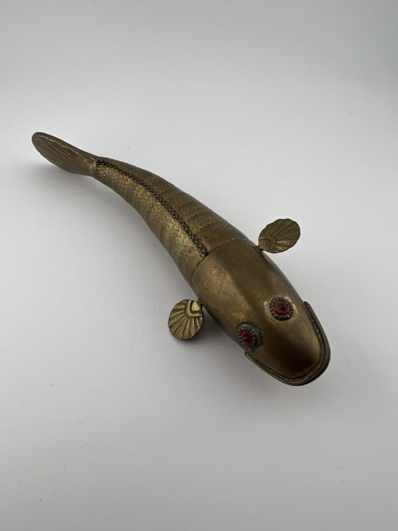 Antique Finely Detailed Articulated Brass Fish: Antique Finely Detailed Articulated Brass Fish w Cabochon Eyes. Measures 6.5 inches in length