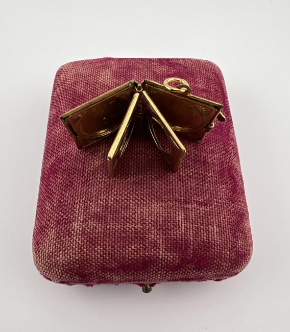 Vintage Gold Filled Book Form Locket Pendant (1 of 7)