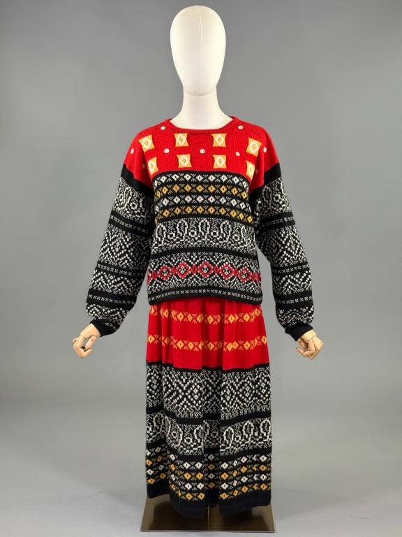 Vintage 1980s Peruvian Connection Alpaca Skirt Set: Vintage 1980s Peruvian Connection Knit Alpaca Skirt Set having sweater and skirt, both with stretch throughout. Sweater labeled Peruvian Connection - marked size S. Sweater measuring 40 inch bust, 21 