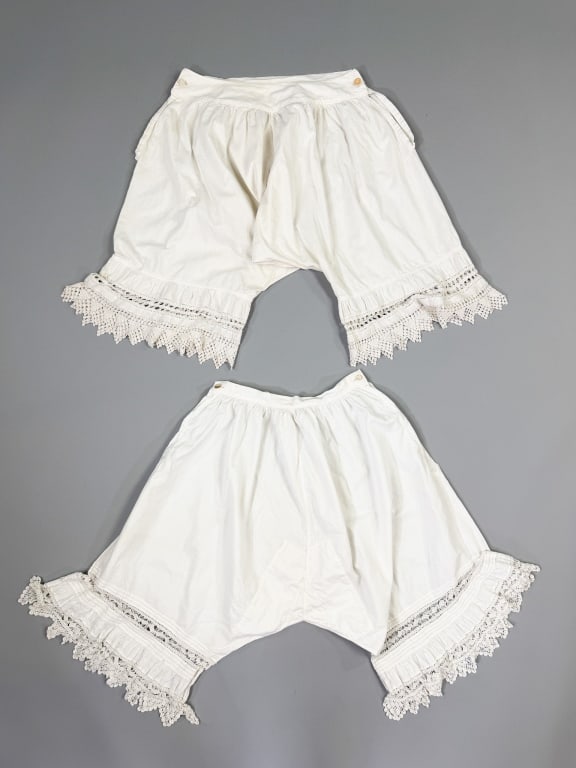 Collection Antique Victorian Cotton Lace Bloomers (1 of 12)