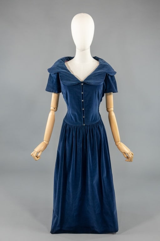Vintage 1950s Blue Velvet Collared Day Dress: Vintage 1950s Blue Velvet Collared Day Dress having rhinestone buttons up center front and side zip closure. Measuring 42 inch bust, 30 inch waist, 48 inches long, 9 inch sleeve length. Light wear thr