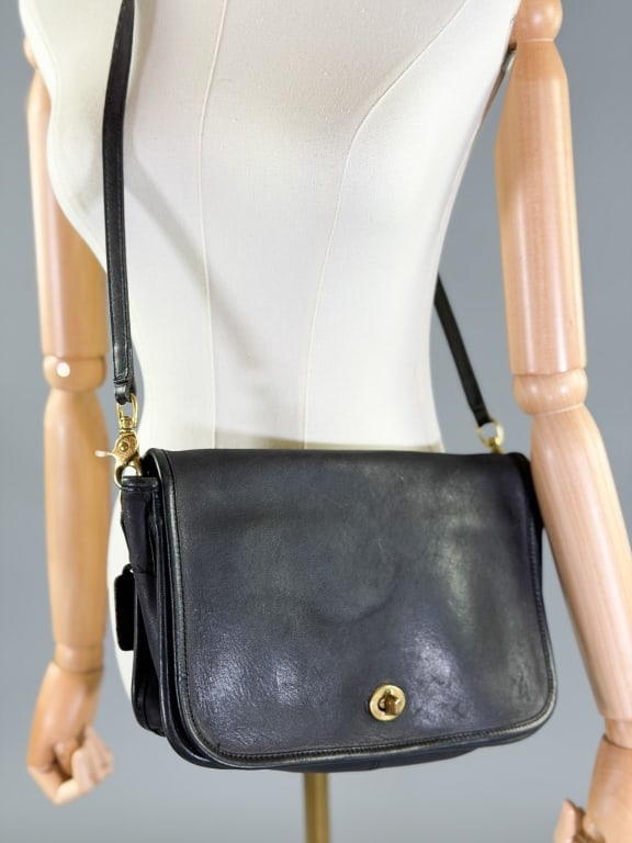 Vintage Coach Leather Pocket Purse Hand Bag (1 of 9)