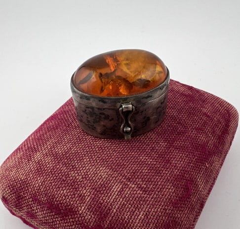 Sterling Silver Amber Cabochon Snuff Box Pill Box (1 of 7)