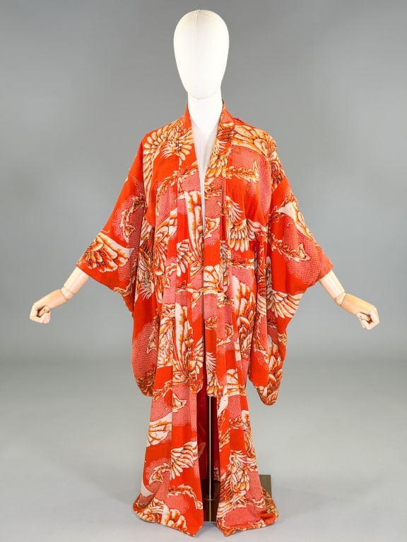 Vintage 1940s Crepe Phoenix Printed Kimono Robe (1 of 16)