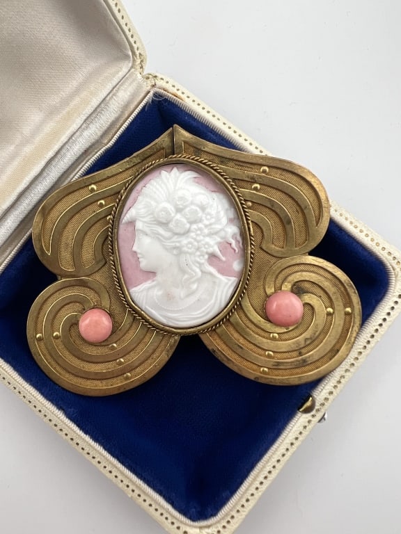 Antique Art Nouveau Cameo & Coral Set Belt Buckle (1 of 7)