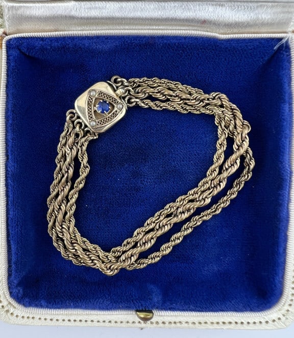 Antique Gold Filled Rope Twist Motif Bracelet: Antique Yellow Gold Filled Rope Twist Motif Bracelet. Measures 6.75 inches in length approximately.