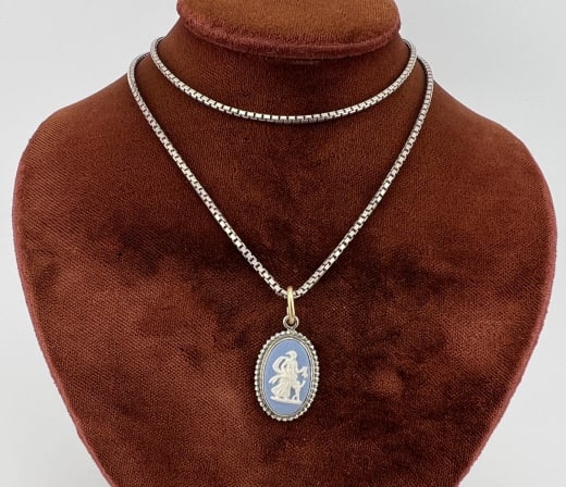 Italian Sterling Necklace Chain w Wedgwood Pendant (1 of 6)