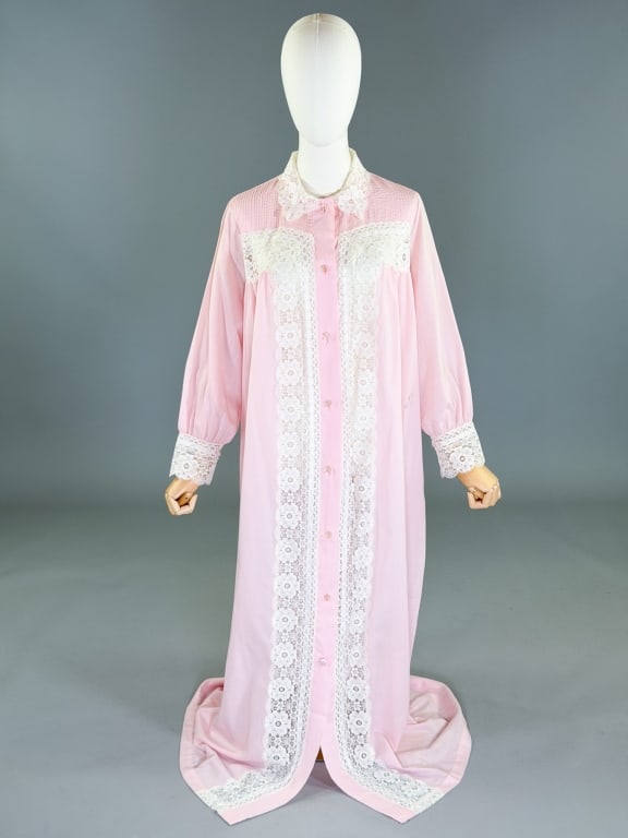 Vintage 1960s Cotton Lace Peignoir Robe Dress: Vintage 1960s Cotton Lace Peignoir Robe Dress. Marked size small. Measuring 48 inch bust, free waist, 55 inches long, 22 inch sleeve length.