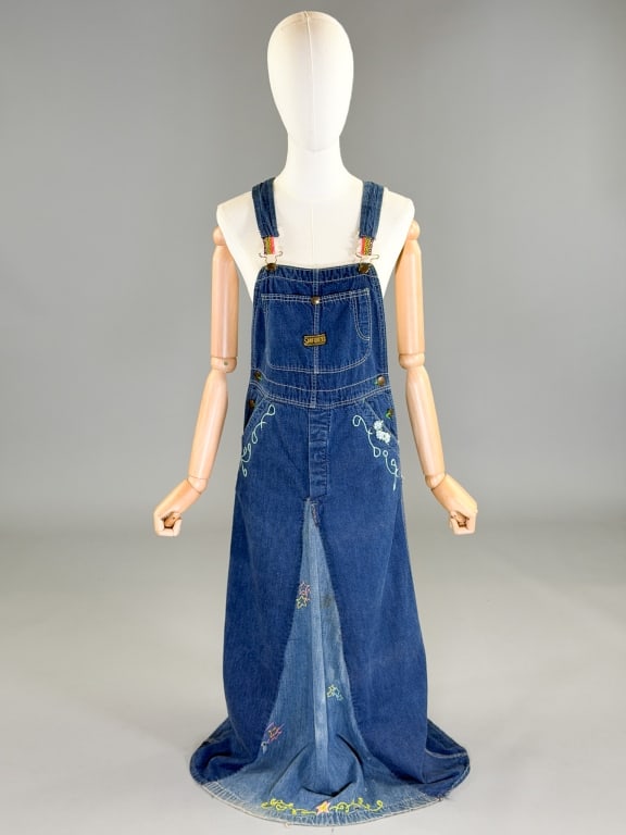 Vintage 1970s Homemade Hippy Overalls Denim Dress: Vintage 1970s Homemade Hippy Overalls Denim Dress having embroidery throughout. Measuring free bust, 30 inch waist, 54 inches long