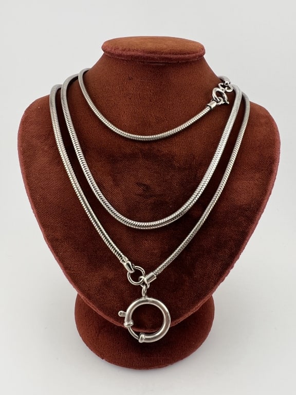 Vintage Watch Chain Necklace w Large Spring Ring: Vintage Watch Chain Necklace w Large Spring Ring. Articulated watch chain necklace having a large spring ring for a pocket watch or pendant. High shine finish to all components, possibly a rhodium pla