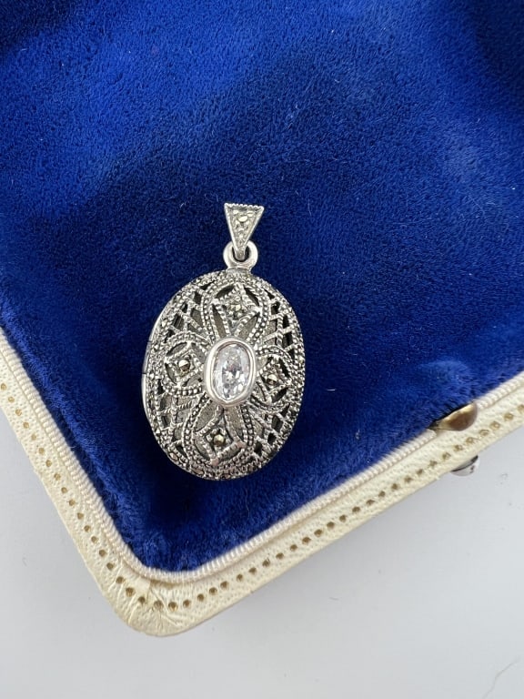 Sterling Silver Marcasite Locket Necklace Pendant (1 of 6)