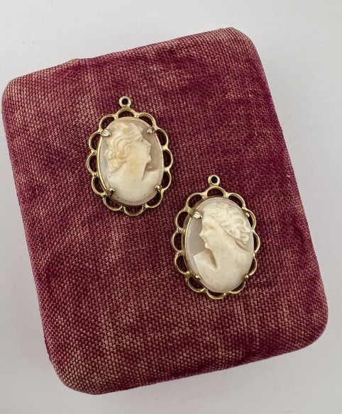 Pair Carved Shell Portrait Cameo Pendants / Charms: Pair Carved Shell Portrait Cameo Pendants / Charms. Each measures just over an inch in length.