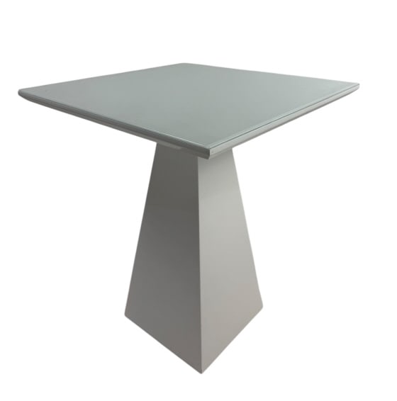 Custom Made White Lacquer Paint End Table: Contemporary Modern Custom Made White Lacquer Paint End Table w Glass Top. Measures 27.75 inches in height, 23.75 inches in width and depth.