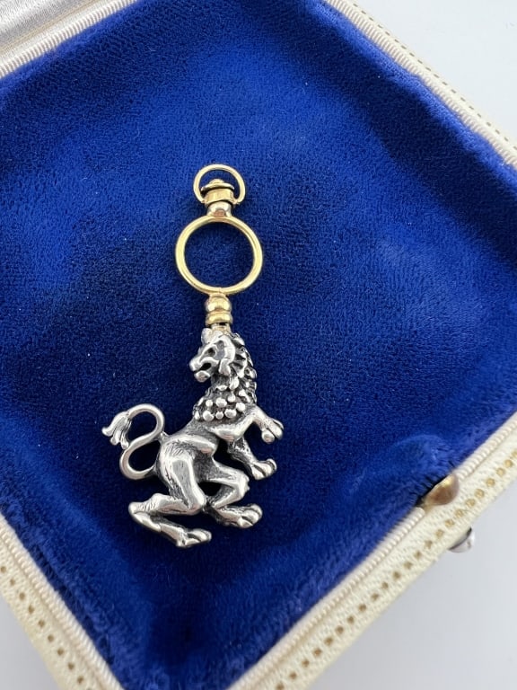 Antique 10kt Gold & Sterling Silver Lion Pendant (1 of 5)