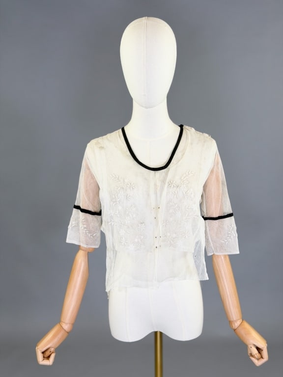 Vintage 1900s Embroidered Net Blouse Top (1 of 8)