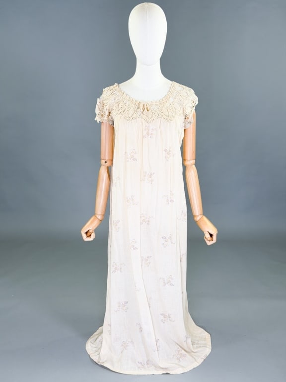 Antique Cotton Crochet Butterfly Print Night Gown (1 of 10)