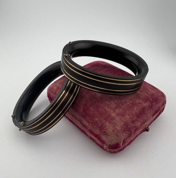 Antique 19th C Gutta Percha & 10kt Gold Bracelets (1 of 6)