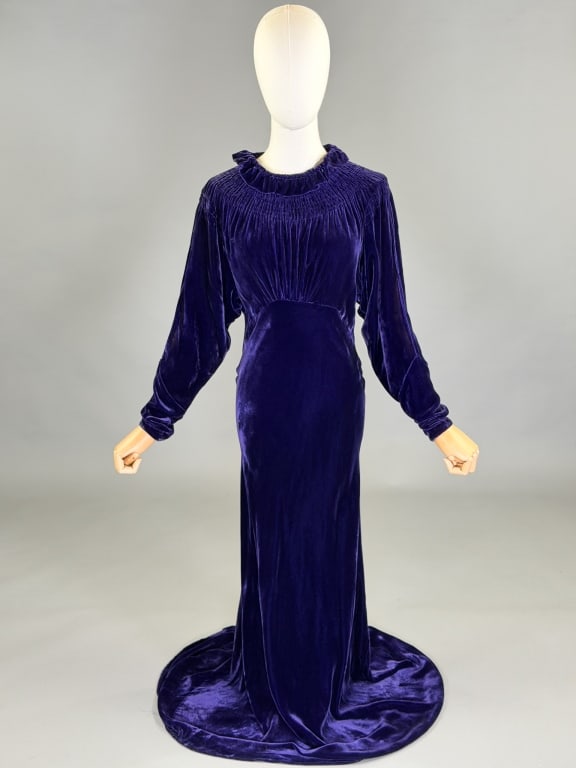 Vintage 1930s Velvet Ruched Bat Wing Bias Cut Gown (1 of 9)