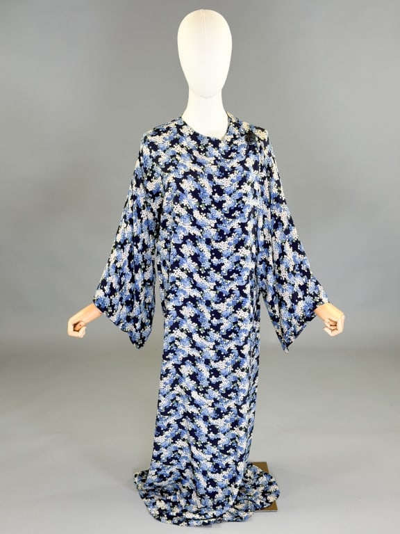 Vintage 1930s Floral Cold Rayon Robe Jacket Duster: Vintage 1930s Floral Cold Rayon Robe Jacket Duster having single button closure at shoulder with bell sleeves. Measuring free bust and waist, 54 inches long, 18 inch sleeve length. General wear as sho
