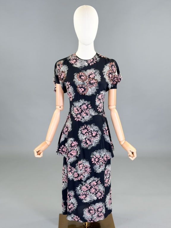 Vintage 1940s Rayon Floral Sequin Day Dress: Vintage 1940s Rayon Floral Sequin Day Dress having side zip closure and sequin details throughout. Measuring 36 inch bust, 28 inch waist, 44 inches long, 5 inch sleeve length. General wear as shown th