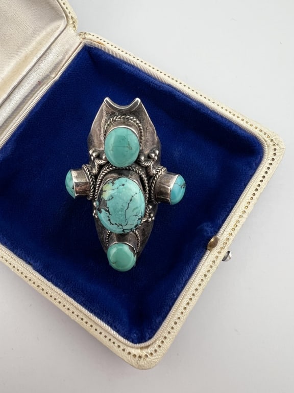 Large Native American Sterling Turquoise Ring - 5