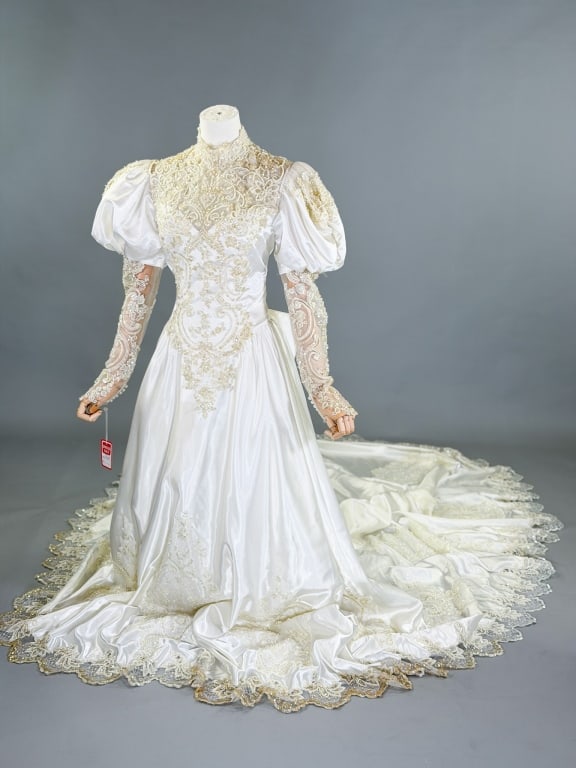 Vintage 1980s Satin Beaded Wedding Bridal Gown