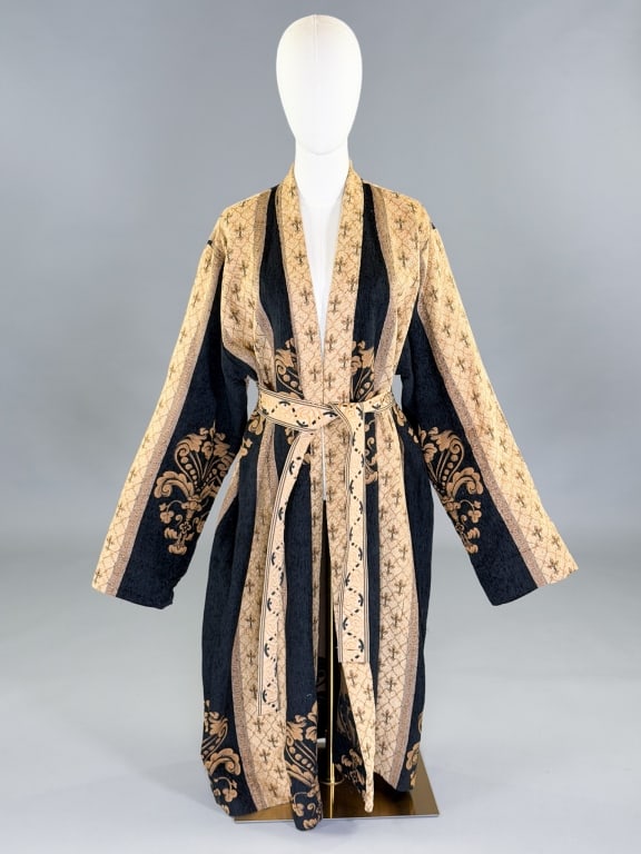 Vintage Fleur de Lis Tapestry Robe Jacket (1 of 9)