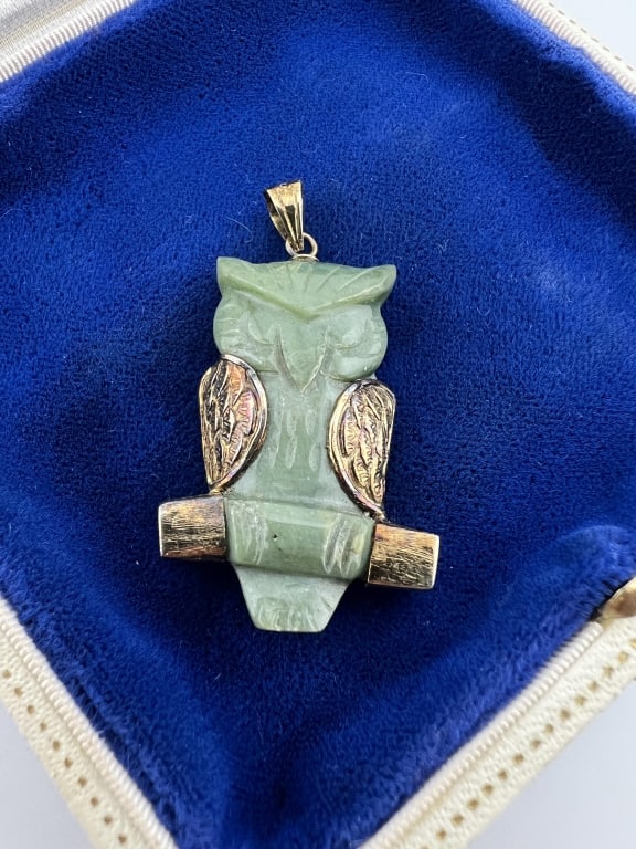 Gold Over Sterling & Jade Owl Necklace Pendant: Gold Over Sterling & Jade Owl Necklace Pendant. Hallmarked on the bail. Gold over sterling silver and carved jade owl on tree branch necklace pendant. Measures 1.75 inches in length.